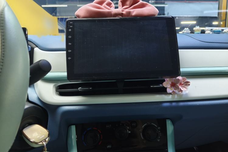 Used Dongfeng NAMMI BOX 2022 Chasing Wind Edition 331 km Standard Model Interior 6
