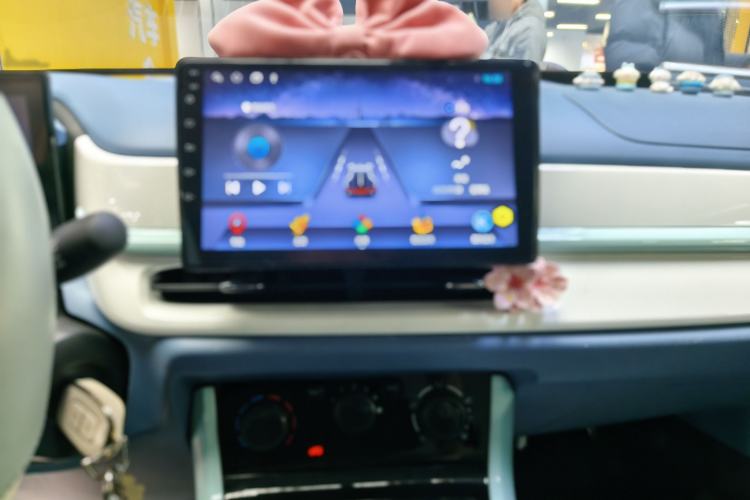 Used Dongfeng NAMMI BOX 2022 Chasing Wind Edition 331 km Standard Model Interior 9