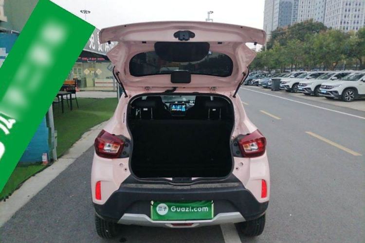 Used Dongfeng NAMMI BOX 2022 Revised Light Wind Edition 201 km Standard Version Trunk