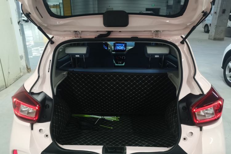 Used Dongfeng NAMMI BOX 2022 Chasing Wind Edition 331 km Standard Model Trunk