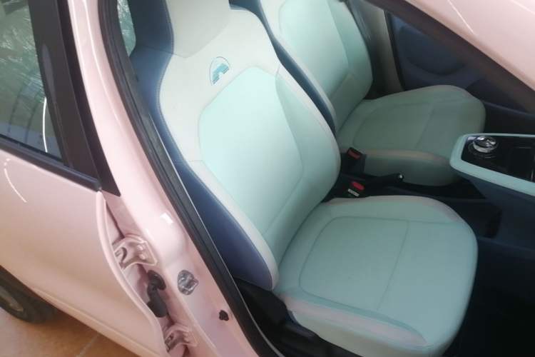 Used Dongfeng NAMMI BOX 2022 Chasing Wind Edition 331KM Advanced Model Right Front Seat