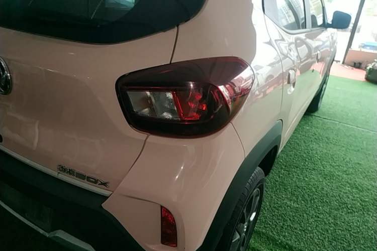 Used Dongfeng NAMMI BOX 2022 Chasing Wind Edition 331KM Advanced Model Right Rear Taillight