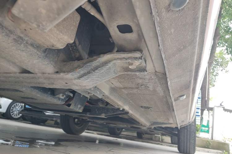 Used Dongfeng NAMMI BOX 2022 Light Wind Edition 201KM Advanced Model Right Side Sill