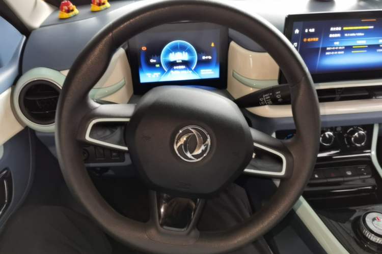 Used Dongfeng NAMMI BOX 2022 Light Wind Edition 201KM Advanced Model Steering Wheel
