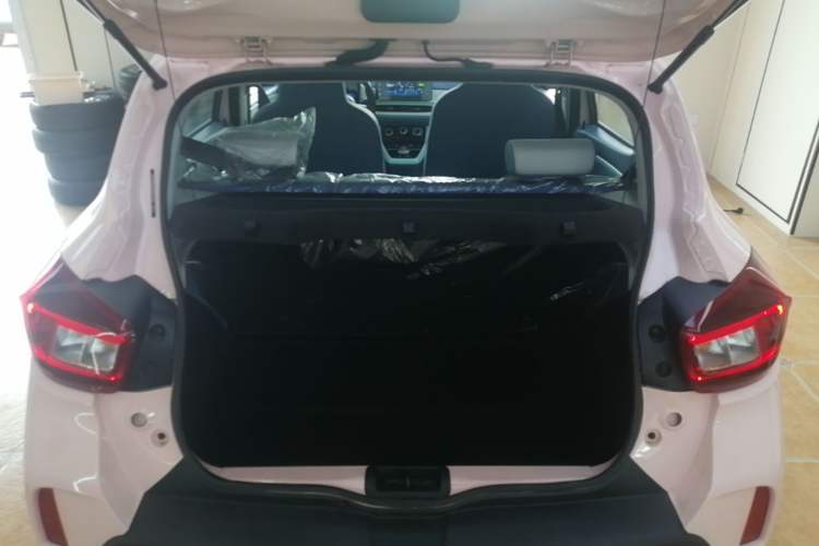 Used Dongfeng NAMMI BOX 2022 Chasing Wind Edition 331KM Advanced Model Trunk