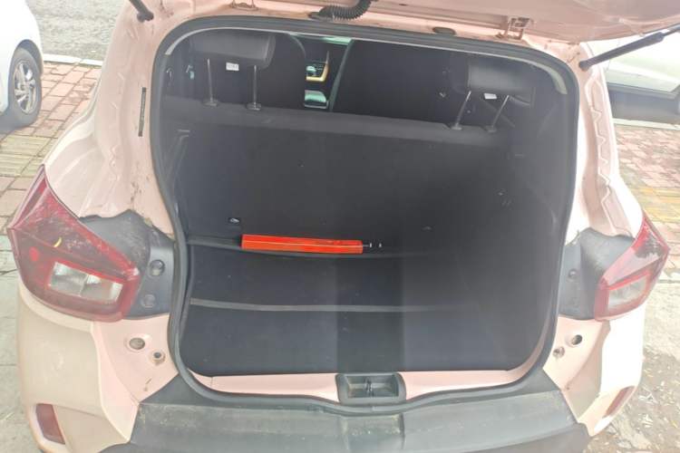 Used Dongfeng NAMMI BOX 2022 Light Wind Edition 201KM Lightning Model Trunk