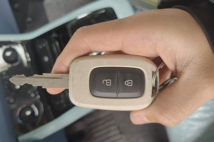 Used Dongfeng NAMMI BOX 2022 Chasing Wind Edition 351KM Standard Model Vehicle Key
