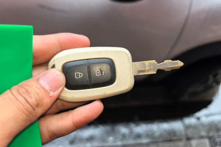 Used Dongfeng NAMMI BOX 2022 Light Wind Edition 201KM Advanced Model Vehicle Key