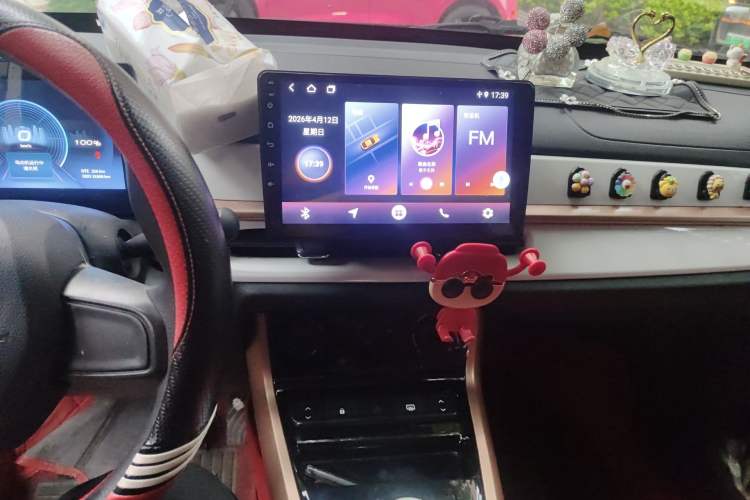Used Dongfeng NAMMI BOX 2022 Chasing Wind Edition 331 km Standard Model Audio And AC Panel