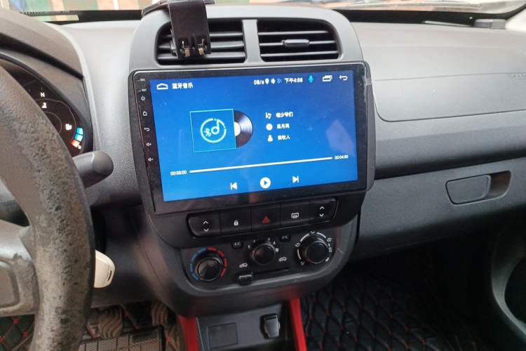 Used Dongfeng NAMMI BOX 2022 Chasing Wind Edition 331 km Standard Model Audio And AC Panel