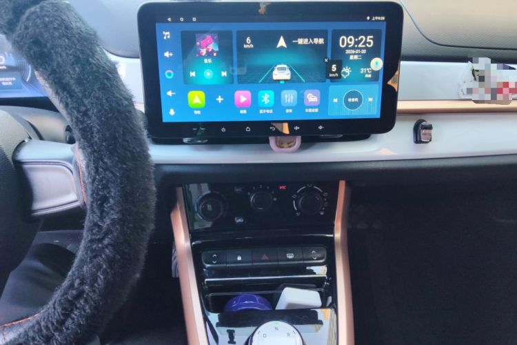 Used Dongfeng NAMMI BOX 2022 Revised Light Wind Edition 201 km Standard Version Audio And AC Panel