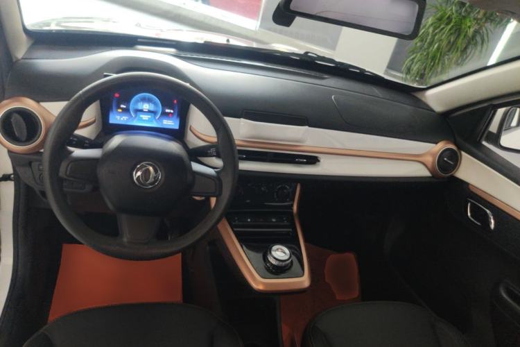 Used Dongfeng NAMMI BOX 2022 Champion Edition Light Wind Version 201KM Standard Model Center Console