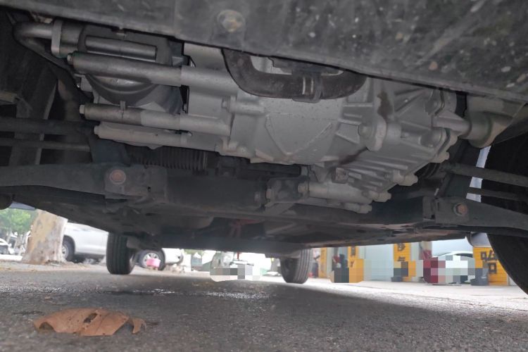 Used Dongfeng NAMMI BOX 2022 Revised Light Wind Edition 201 km Standard Version Chassis Front