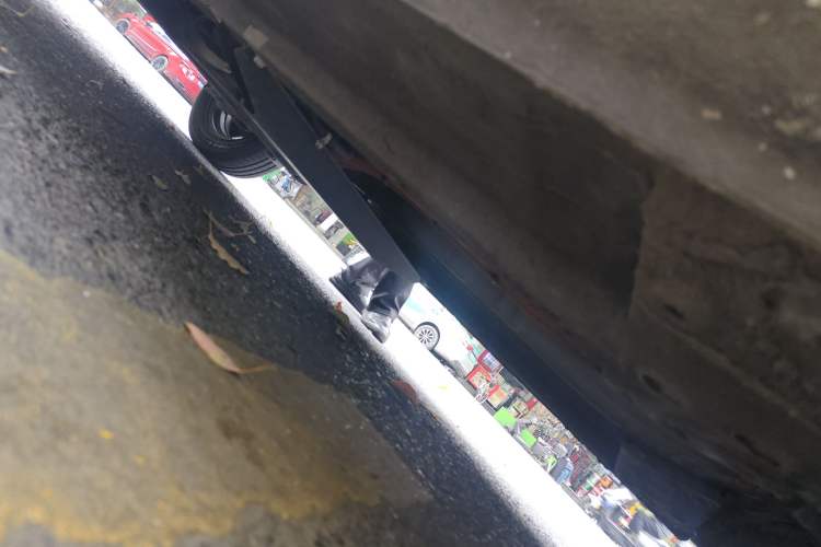 Used Dongfeng NAMMI BOX 2022 Light Wind Edition 201KM Lightning Model Chassis Front Right