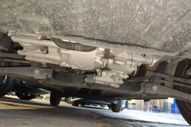 Used Dongfeng NAMMI BOX 2022 Revised Light Wind Edition 201 km Standard Version Chassis Front