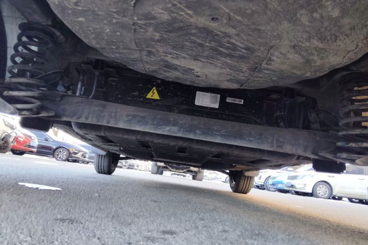 Used Dongfeng NAMMI BOX 2022 Revised Light Wind Edition 201 km Standard Version Chassis Rear