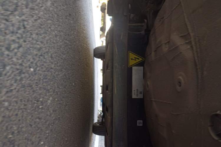 Used Dongfeng NAMMI BOX 2022 Chasing Wind Edition 331 km Standard Model Chassis Rear