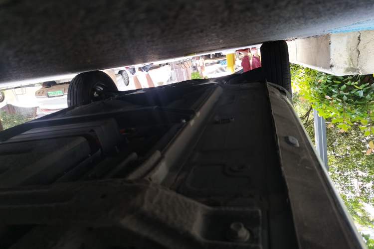 Used Dongfeng NAMMI BOX 2022 Light Wind Edition 201KM Advanced Model Chassis Rear Left