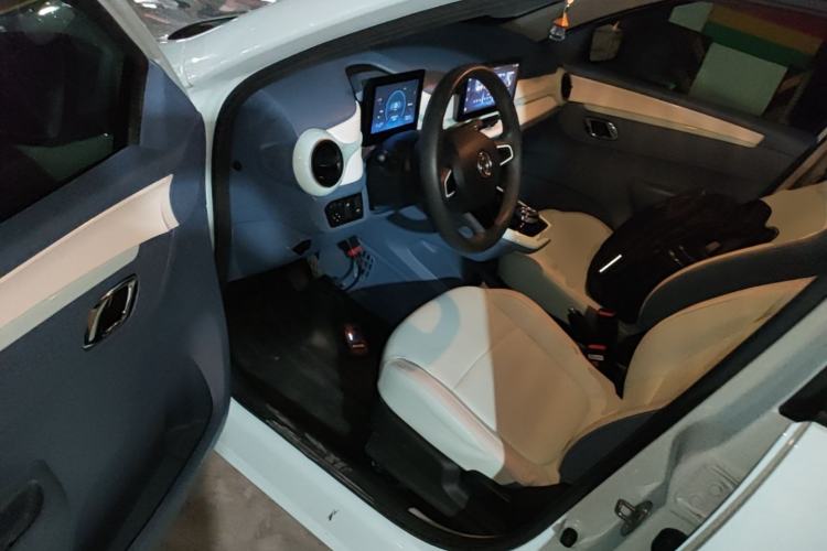 Used Dongfeng NAMMI BOX 2022 Chasing Wind Edition 331KM Advanced Model Driver Seat