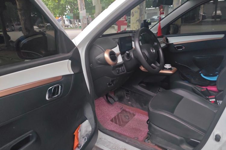 Used Dongfeng NAMMI BOX 2022 Revised Light Wind Edition 201 km Standard Version Driver Seat