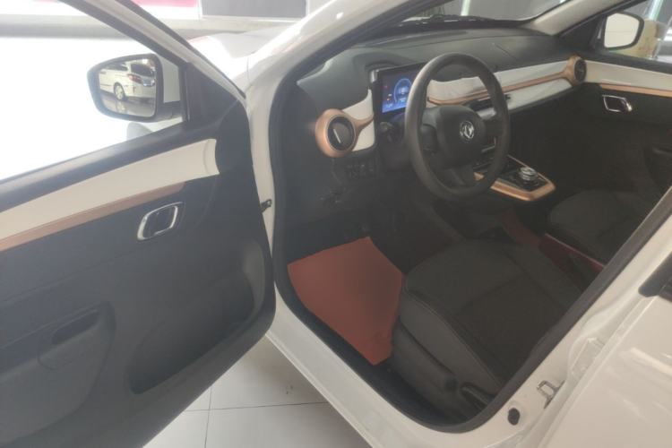 Used Dongfeng NAMMI BOX 2022 Champion Edition Light Wind Version 201KM Standard Model Driver Seat