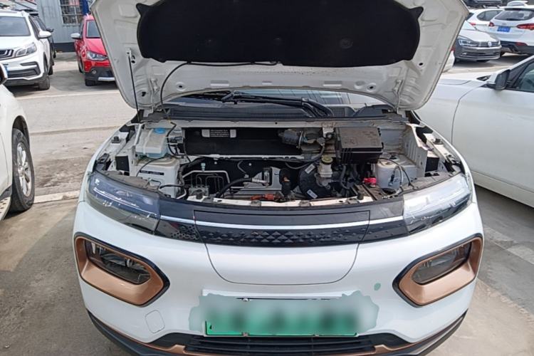 Used Dongfeng NAMMI BOX 2022 Revised Light Wind Edition 201 km Standard Version Engine Bay