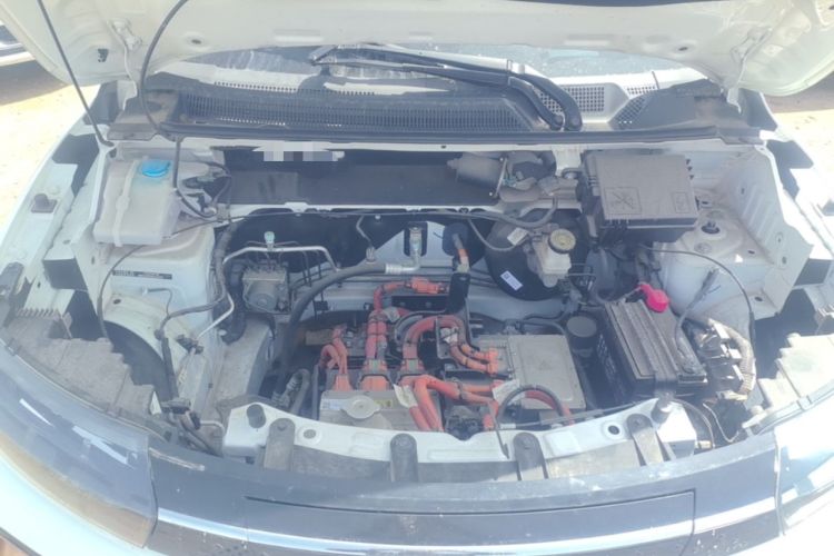 Used Dongfeng NAMMI BOX 2022 Chasing Wind Edition 331KM Advanced Model Engine Bay