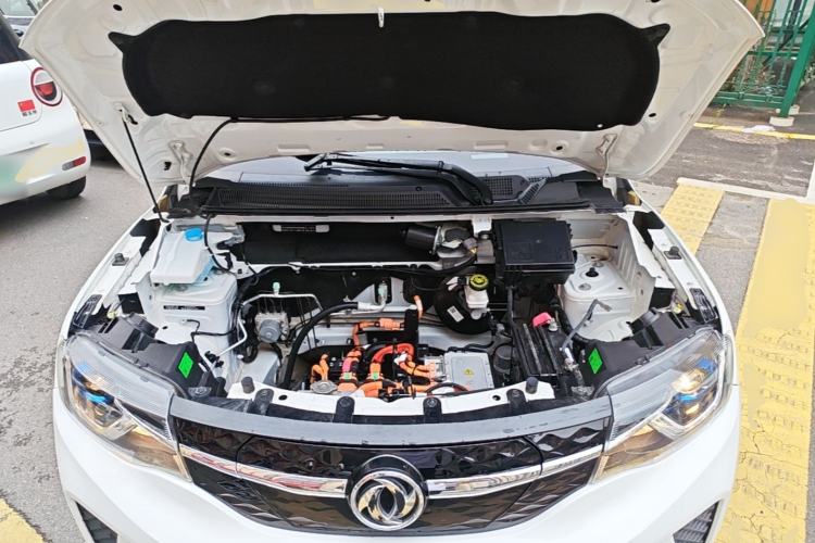 Used Dongfeng NAMMI BOX 2022 Chasing Wind Edition 331 km Standard Model Engine Bay