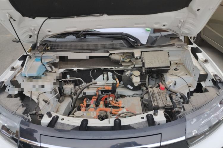 Used Dongfeng NAMMI BOX 2022 Champion Edition Light Wind Version 201KM Standard Model Engine Bay