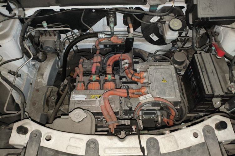 Used Dongfeng NAMMI BOX 2022 Chasing Wind Edition 331KM Advanced Model Engine Bay