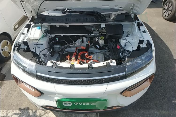 Used Dongfeng NAMMI BOX 2022 Revised Light Wind Edition 201 km Standard Version Engine Bay