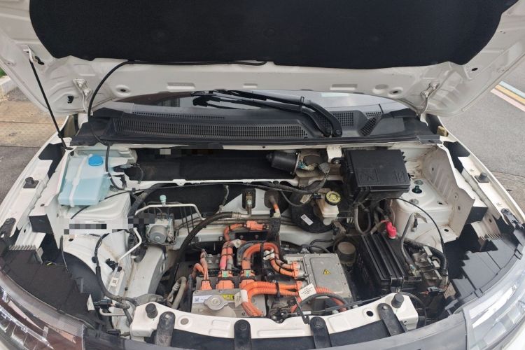 Used Dongfeng NAMMI BOX 2022 Light Wind Edition 201KM Standard Model Engine Bay
