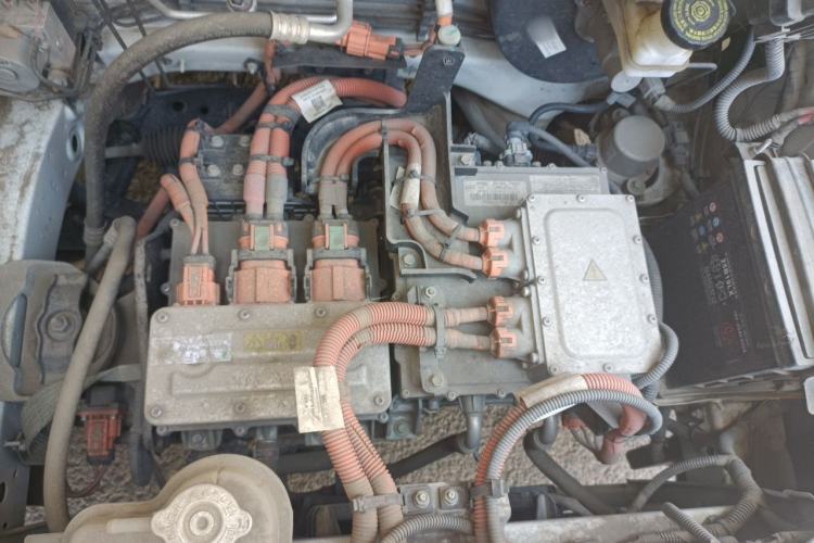 Used Dongfeng NAMMI BOX 2022 Chasing Wind Edition 331 km Standard Model Engine Bay