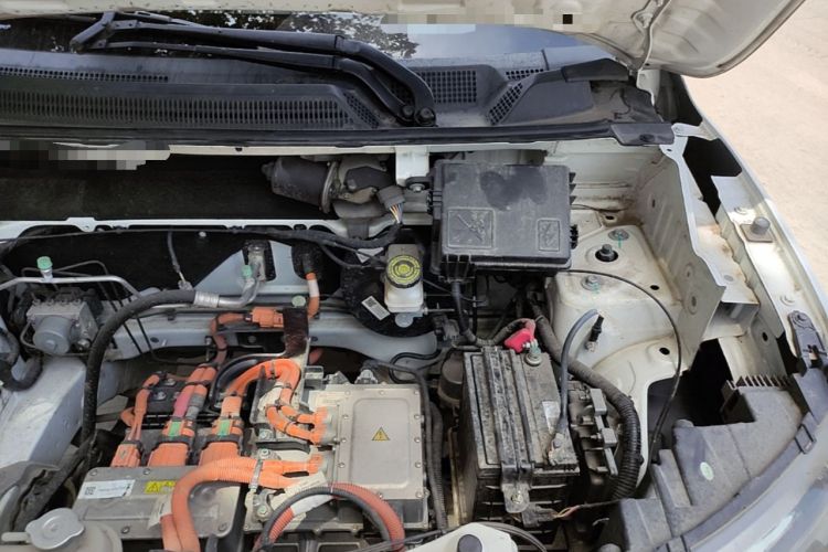 Used Dongfeng NAMMI BOX 2022 Chasing Wind Edition 331KM Advanced Model Engine Bay Left