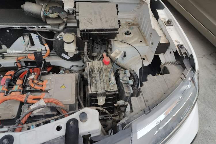 Used Dongfeng NAMMI BOX 2022 Champion Edition Light Wind Version 201KM Standard Model Engine Bay Left