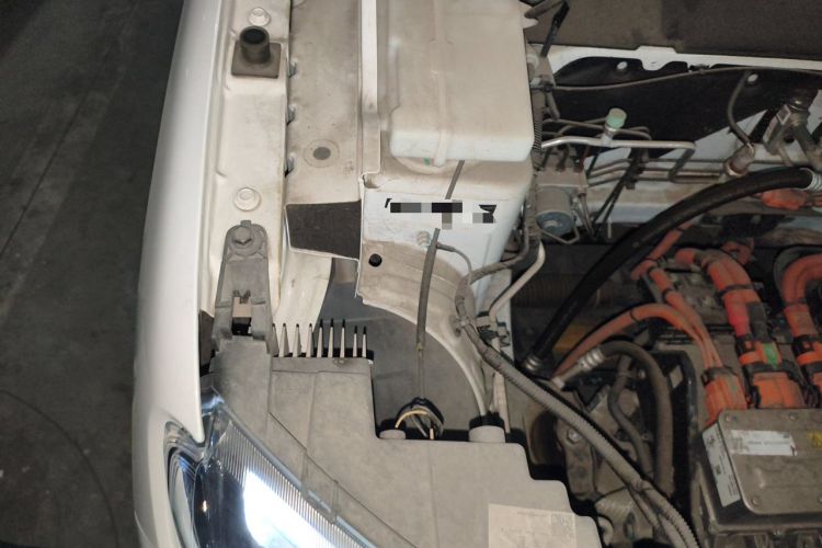 Used Dongfeng NAMMI BOX 2022 Chasing Wind Edition 331KM Advanced Model Engine Bay Right