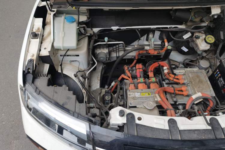 Used Dongfeng NAMMI BOX 2022 Light Wind Edition 201KM Advanced Model Engine Bay Right