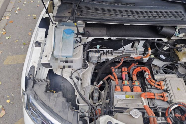 Used Dongfeng NAMMI BOX 2022 Light Wind Edition 201KM Lightning Model Engine Bay Right