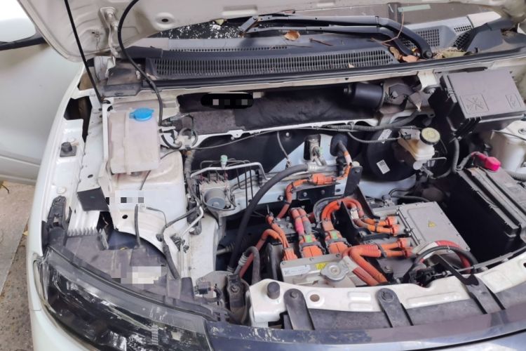 Used Dongfeng NAMMI BOX 2022 Chasing Wind Edition 331KM Advanced Model Engine Bay Right