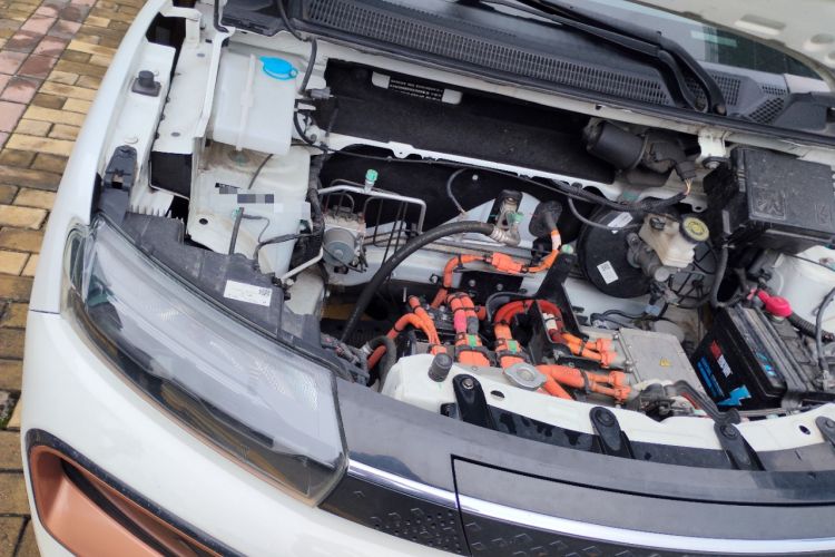 Used Dongfeng NAMMI BOX 2022 Chasing Wind Edition 331KM Advanced Model Engine Bay Right