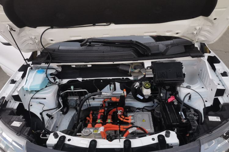 Used Dongfeng NAMMI BOX 2022 Chasing Wind Edition 331KM Advanced Model Engine Bay