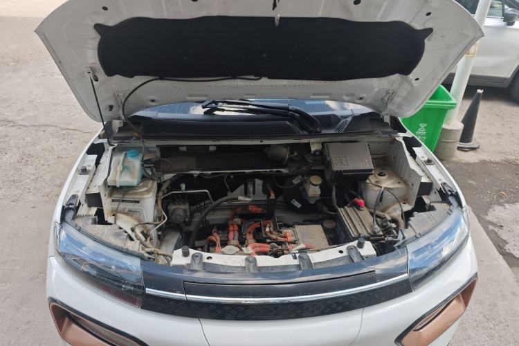 Used Dongfeng NAMMI BOX 2022 Light Wind Edition 201KM Lightning Model Engine Bay