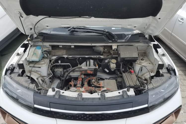 Used Dongfeng NAMMI BOX 2022 Light Wind Edition 201KM Lightning Model Engine Bay