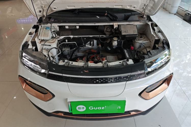 Used Dongfeng NAMMI BOX 2022 Revised Light Wind Edition 201 km Standard Version Engine Bay