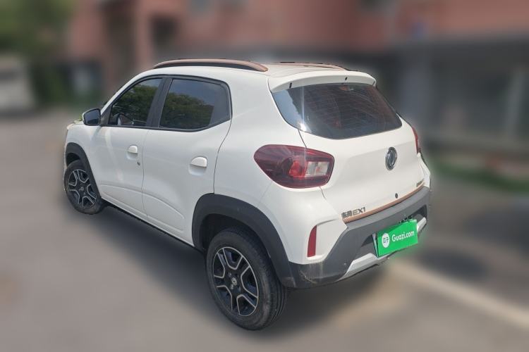 Used Dongfeng NAMMI BOX 2022 Light Wind Edition 201KM Standard Model Exterior 3