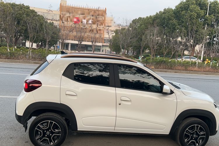 Used Dongfeng NAMMI BOX 2022 Chasing Wind Edition 331 km Standard Model Exterior 3