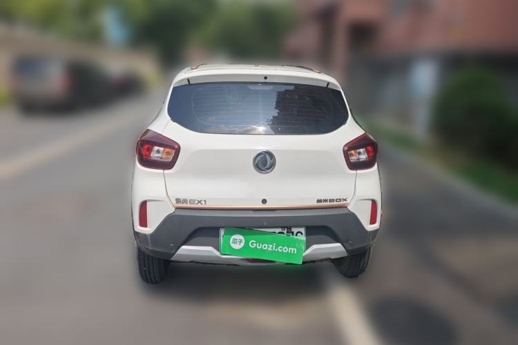 Used Dongfeng NAMMI BOX 2022 Light Wind Edition 201KM Standard Model Exterior 4