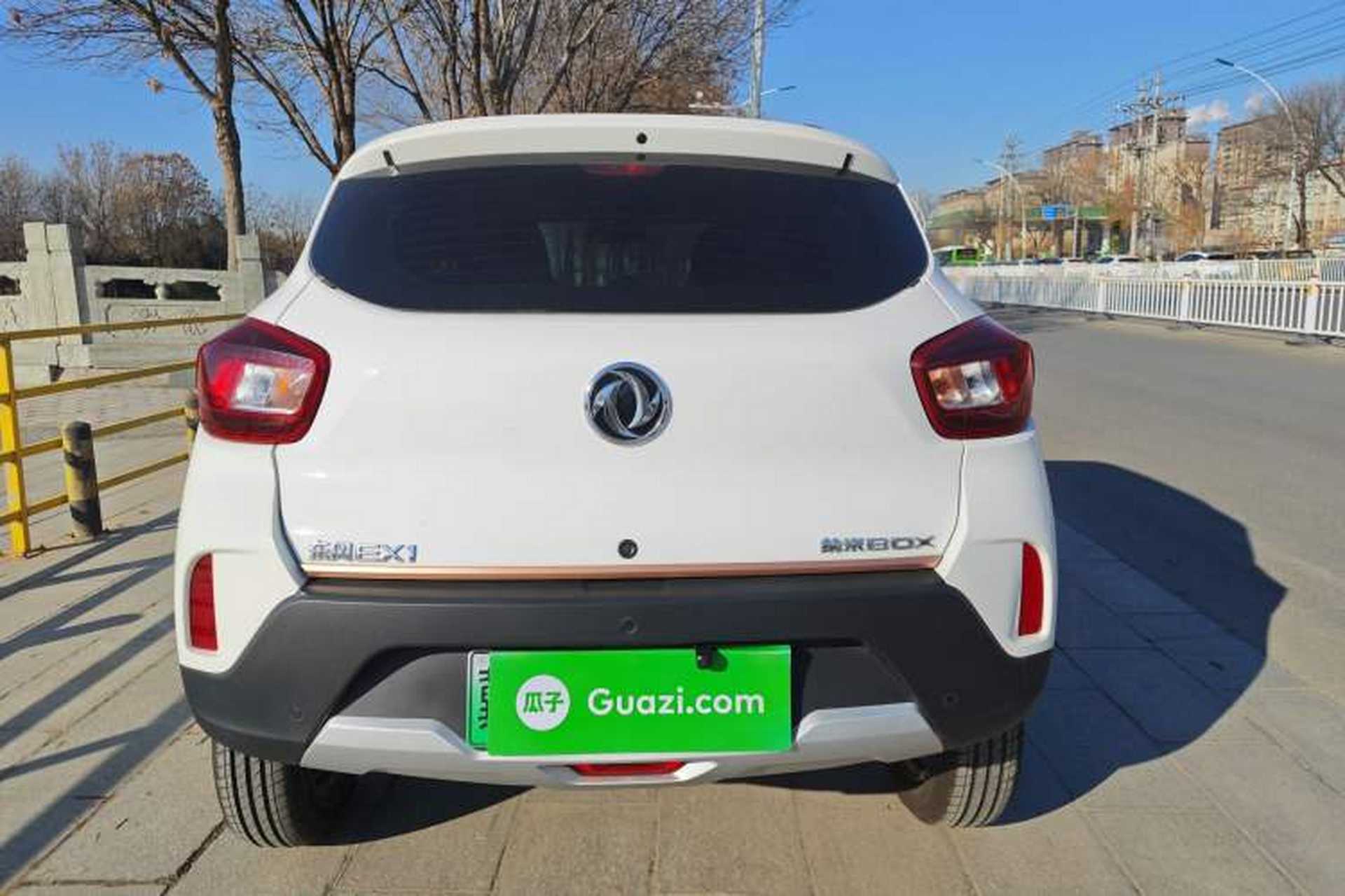 Used Dongfeng NAMMI BOX 2022 Revised Light Wind Edition 201 km Standard Version Exterior 5