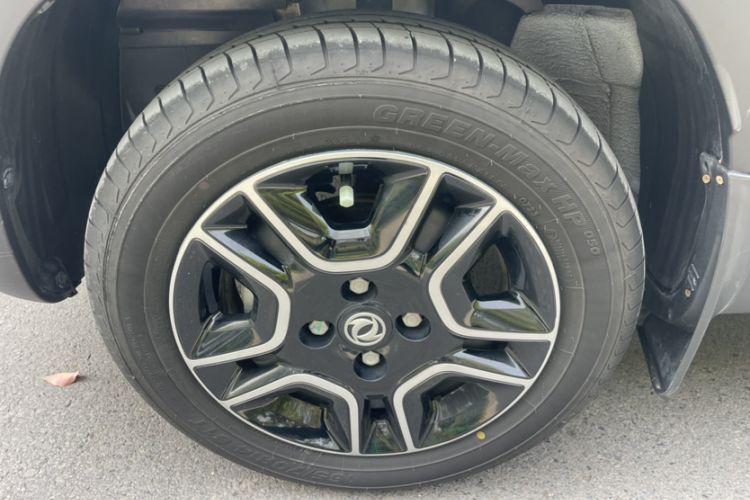 Used Dongfeng NAMMI BOX 2022 Revised Light Wind Edition 201 km Standard Version Exterior 6