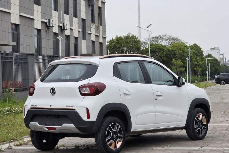 Used Dongfeng NAMMI BOX 2022 Champion Edition Light Wind Version 201KM Standard Model Exterior 7